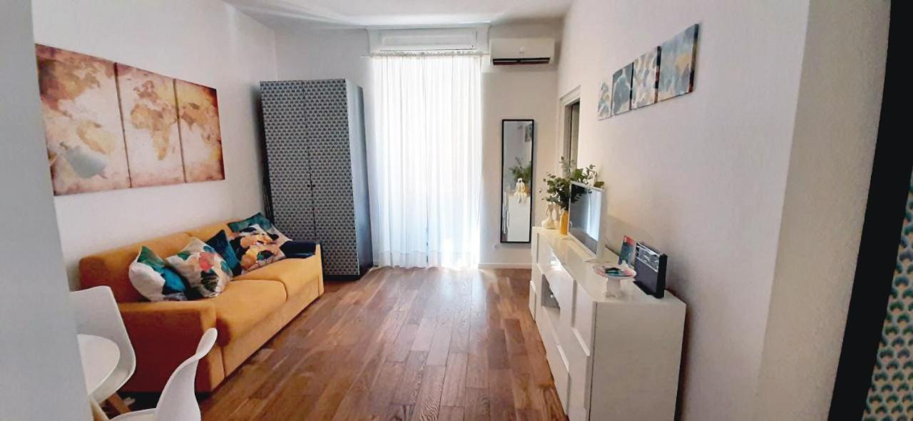 Ferienwohnung Cheerful Flat In Funky Rom Exterior foto